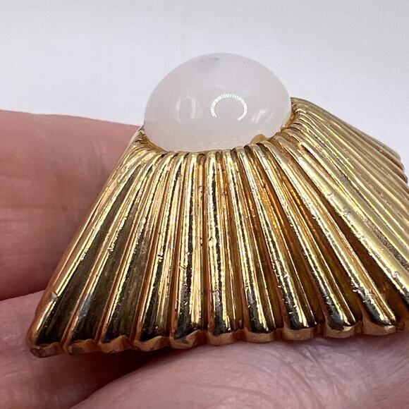 Signed MAZER Pat Pend Dimensional Square Glass Cab Brooch Joseph Jomaz Jewelry - Picture 4 of 8